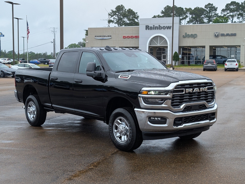 New 2026 Ram 2500 TRADESMAN CREW CAB 4X4 6'4 BOX Pickup