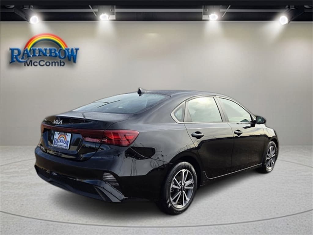 Used 2023 Kia Forte LXS Sedan