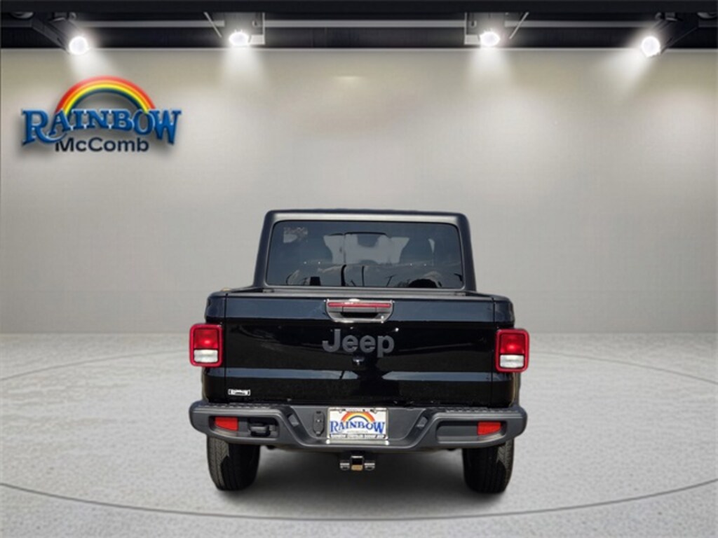 Used 2024 Jeep Gladiator Sport Truck Crew Cab