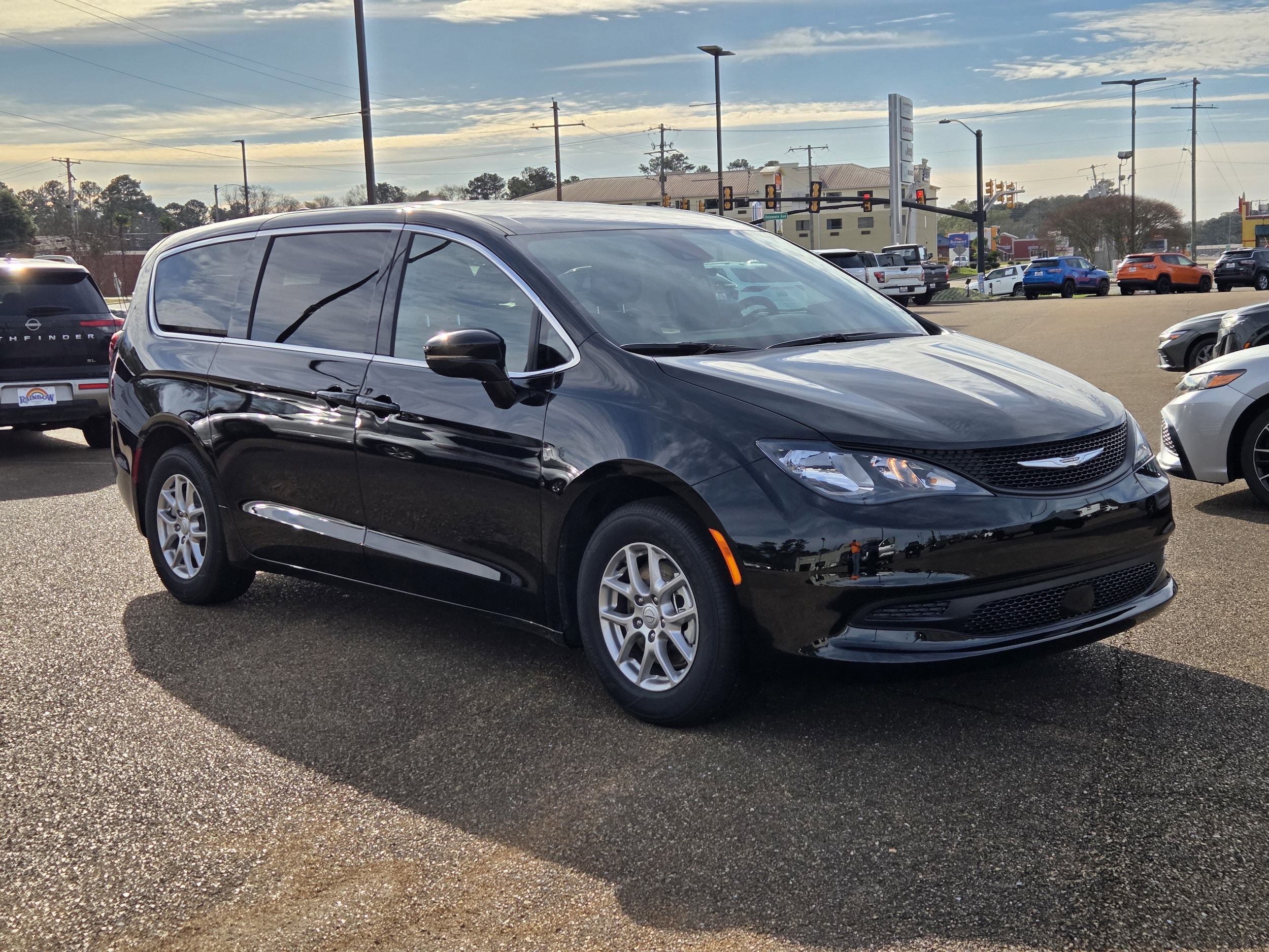 2026 Chrysler Voyager LX's photo