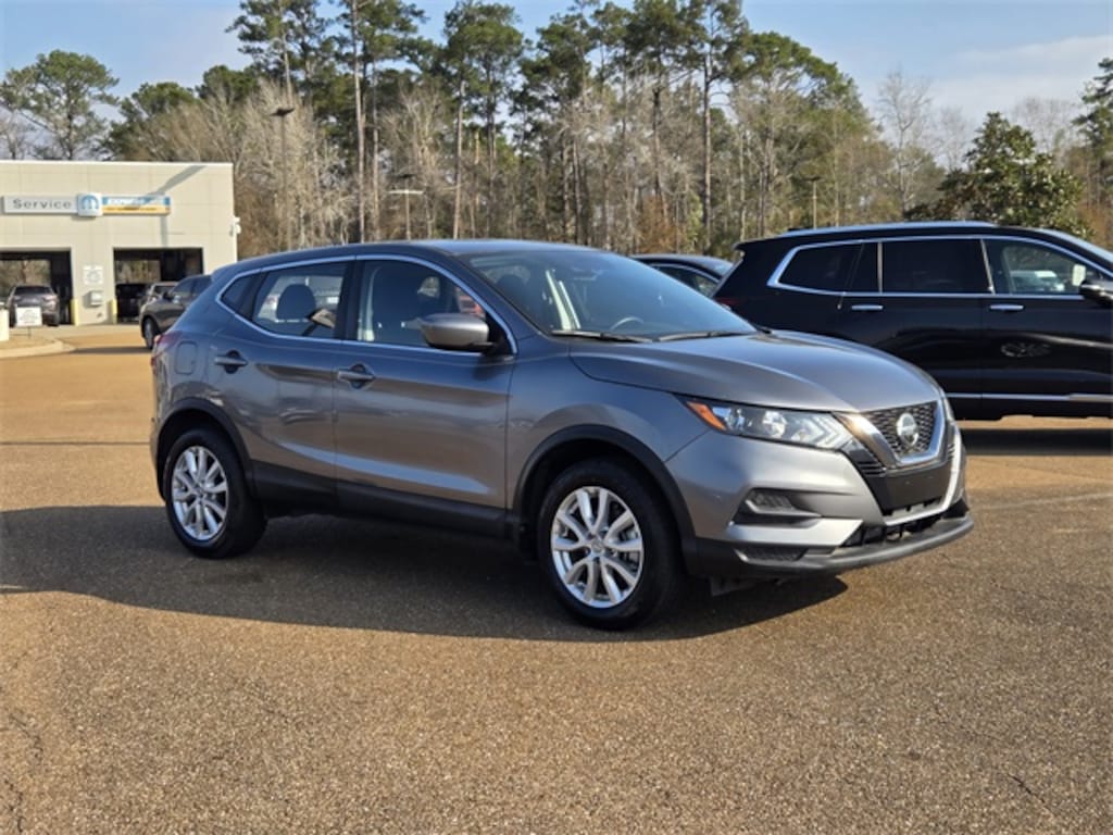 Used 2022 Nissan Rogue Sport S SUV