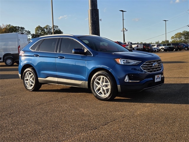 2022 Ford Edge SEL's photo