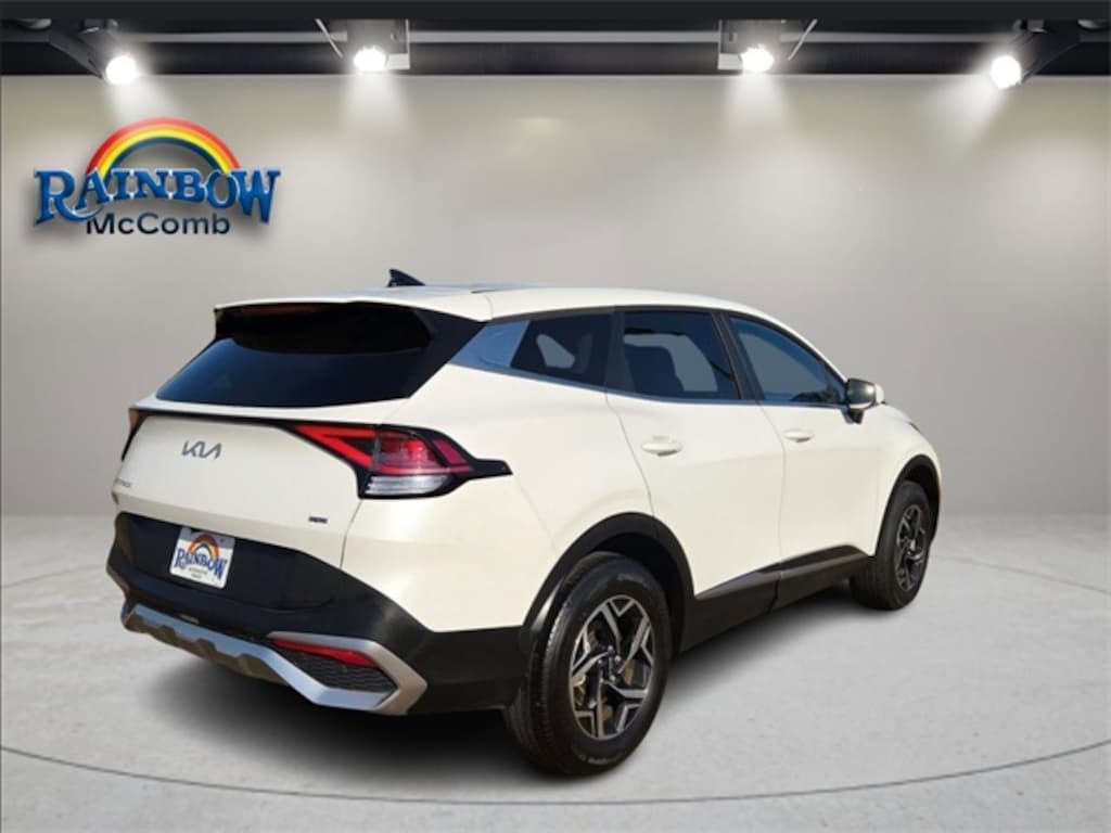 Used 2024 Kia Sportage LX SUV