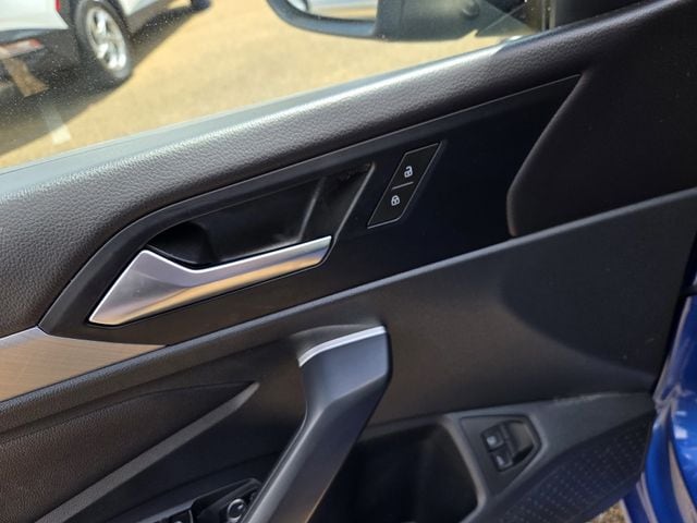 2024 Volkswagen Jetta SE - Photo 13