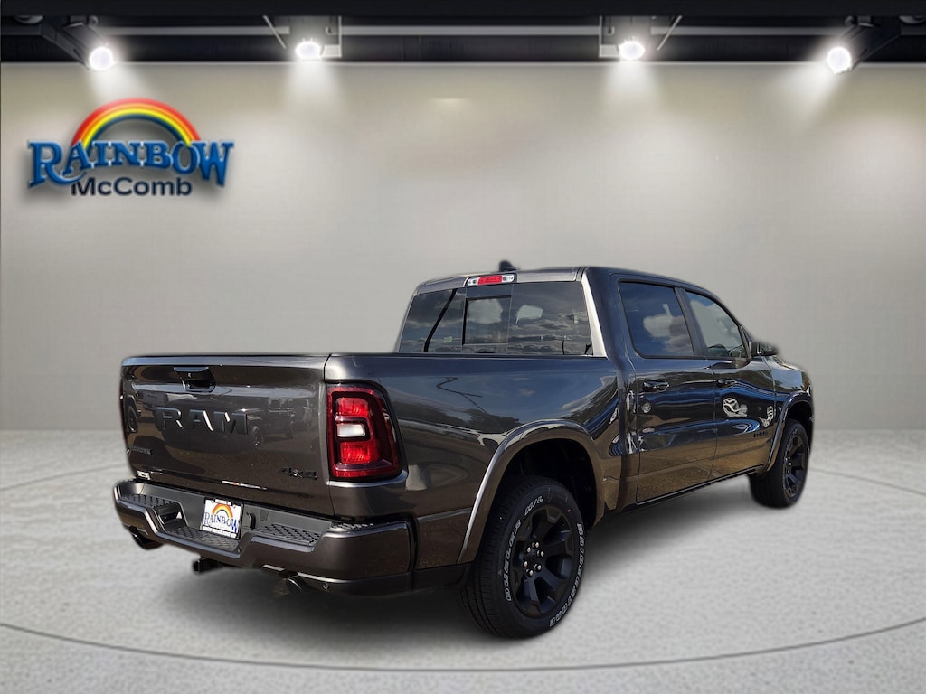 New 2026 Ram 1500 BIG HORN CREW CAB 4X4 5'7 BOX Pickup