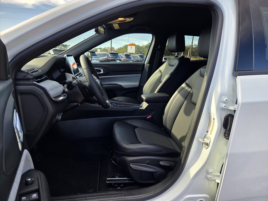 New 2026 Jeep Compass LATITUDE 4X4 Sport Utility