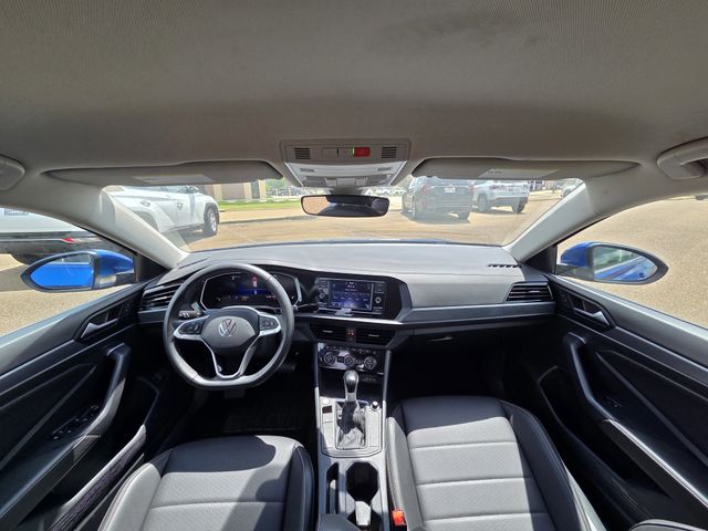 2024 Volkswagen Jetta SE - Photo 30
