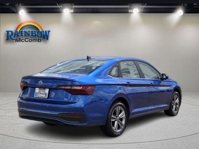 2024 Volkswagen Jetta SE - Photo 3