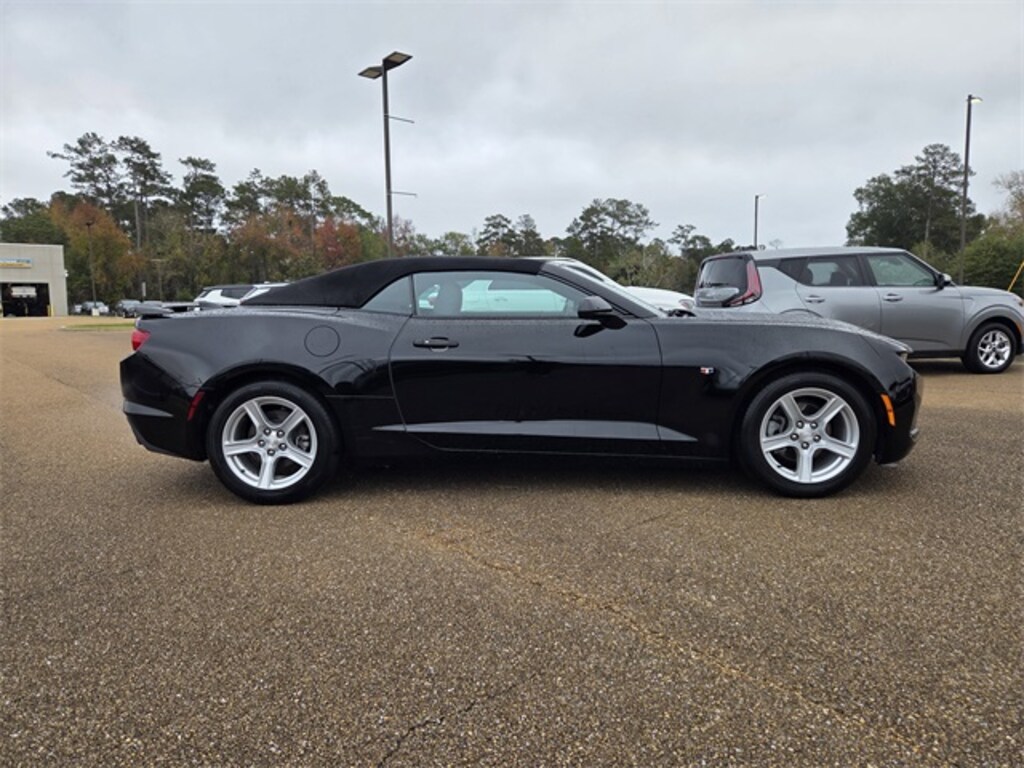 Used 2023 Chevrolet Camaro 1LT Convertible