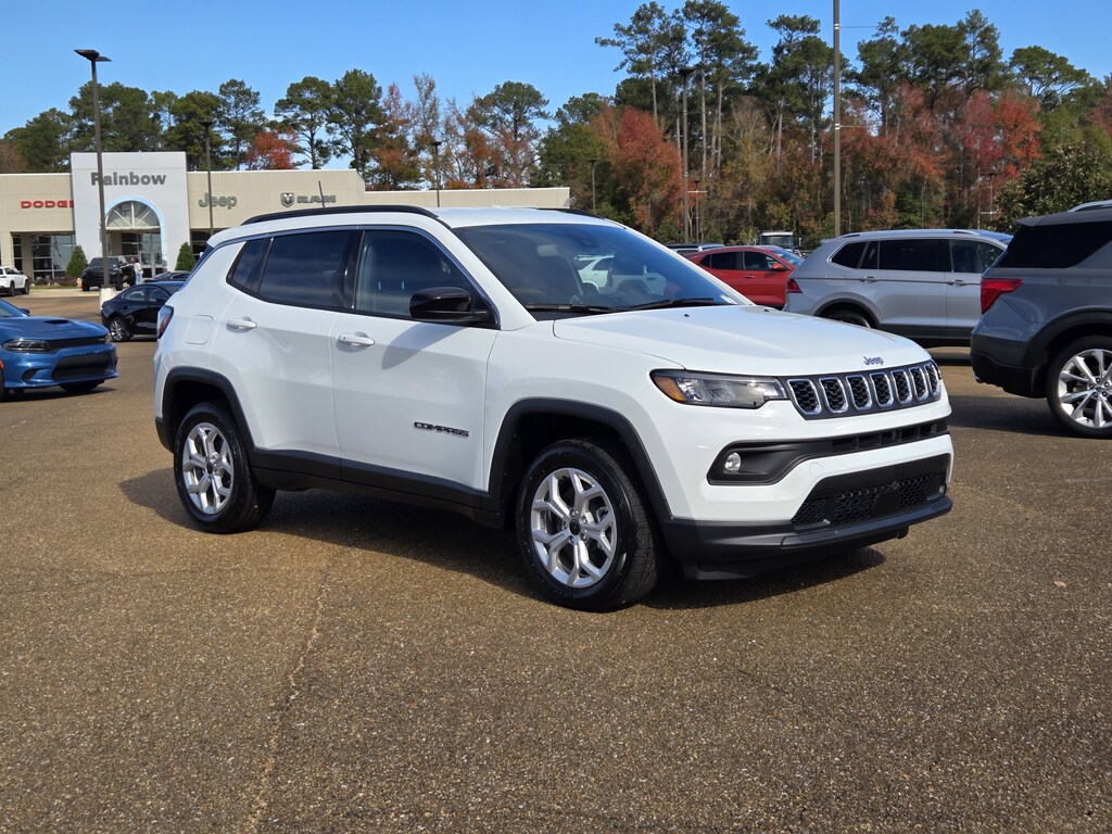 New 2026 Jeep Compass LATITUDE 4X4 Sport Utility