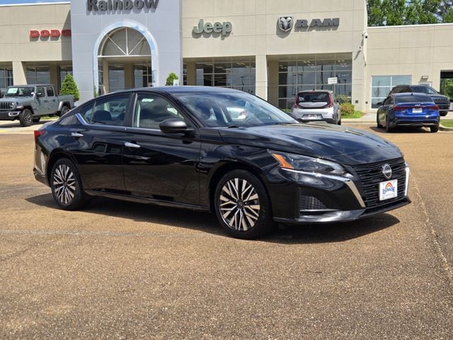 2024 Nissan Altima SV