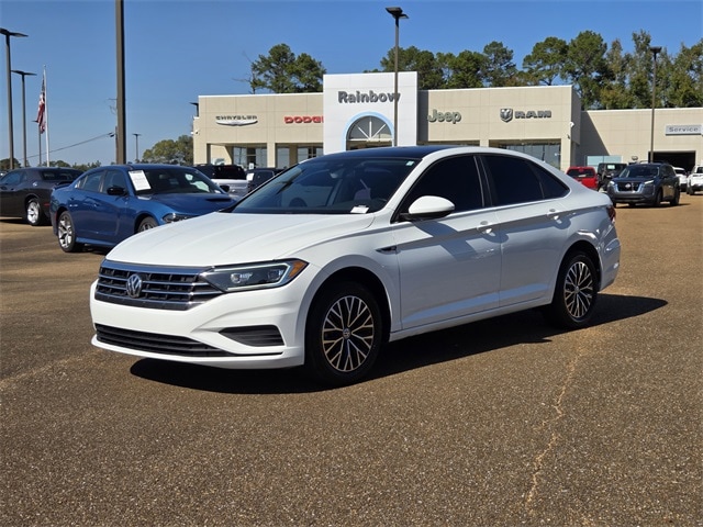 2019 Volkswagen Jetta SEL's photo