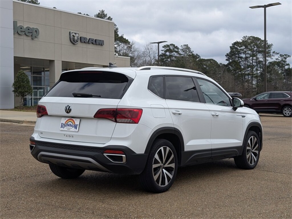 Used 2024 Volkswagen Taos 1.5T SE SUV