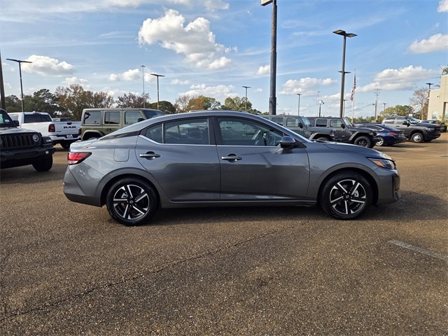 Used 2024 Nissan Sentra SV with VIN 3N1AB8CV6RY257917 for sale in McComb, MS