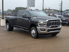 2026 Ram 3500 TRADESMAN CREW CAB 4X4 8' BOX Pickup