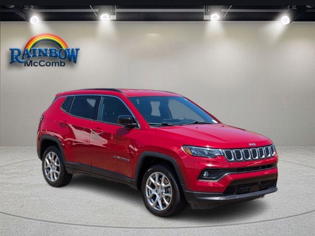 2023 Jeep Compass Latitude Lux 4X4's photo