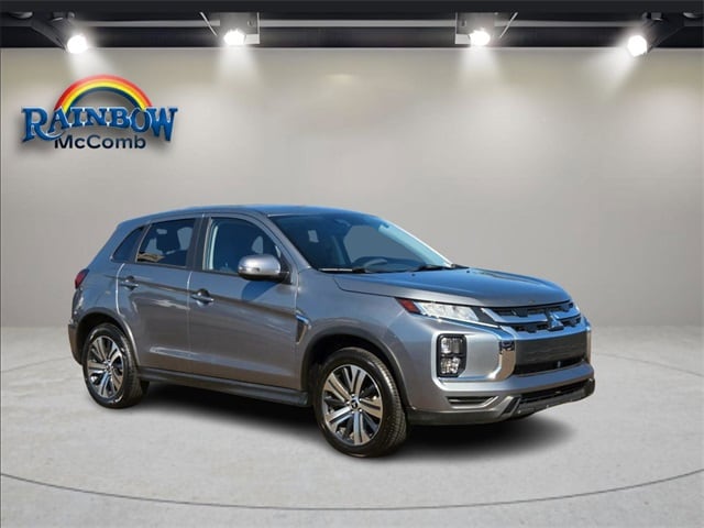 2024 Mitsubishi Outlander Sport SE's photo