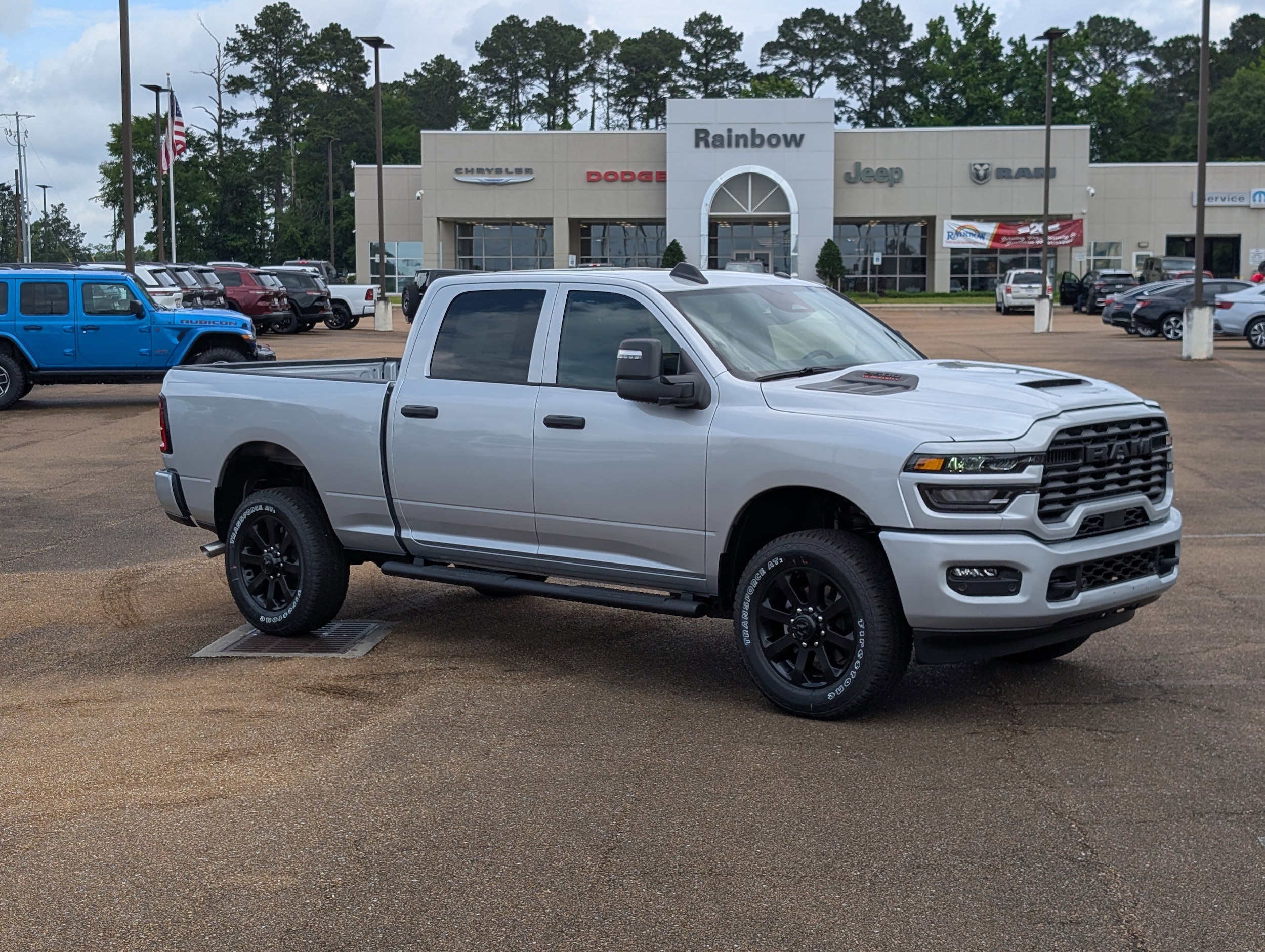 2026 RAM 2500 Tradesman/Black Express 4X4 Crew Cab SWB's photo