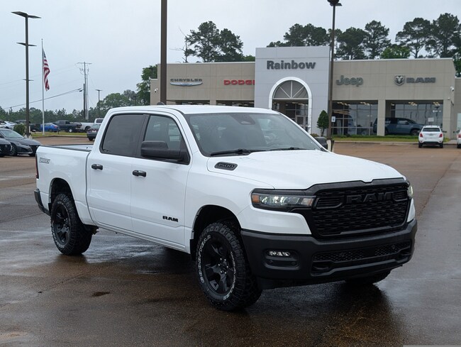 2026 Ram 1500 WARLOCK CREW CAB 4X4 5'7 BOX Pickup