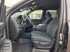 2026 Ram 3500 TRADESMAN CREW CAB 4X4 8' BOX Pickup