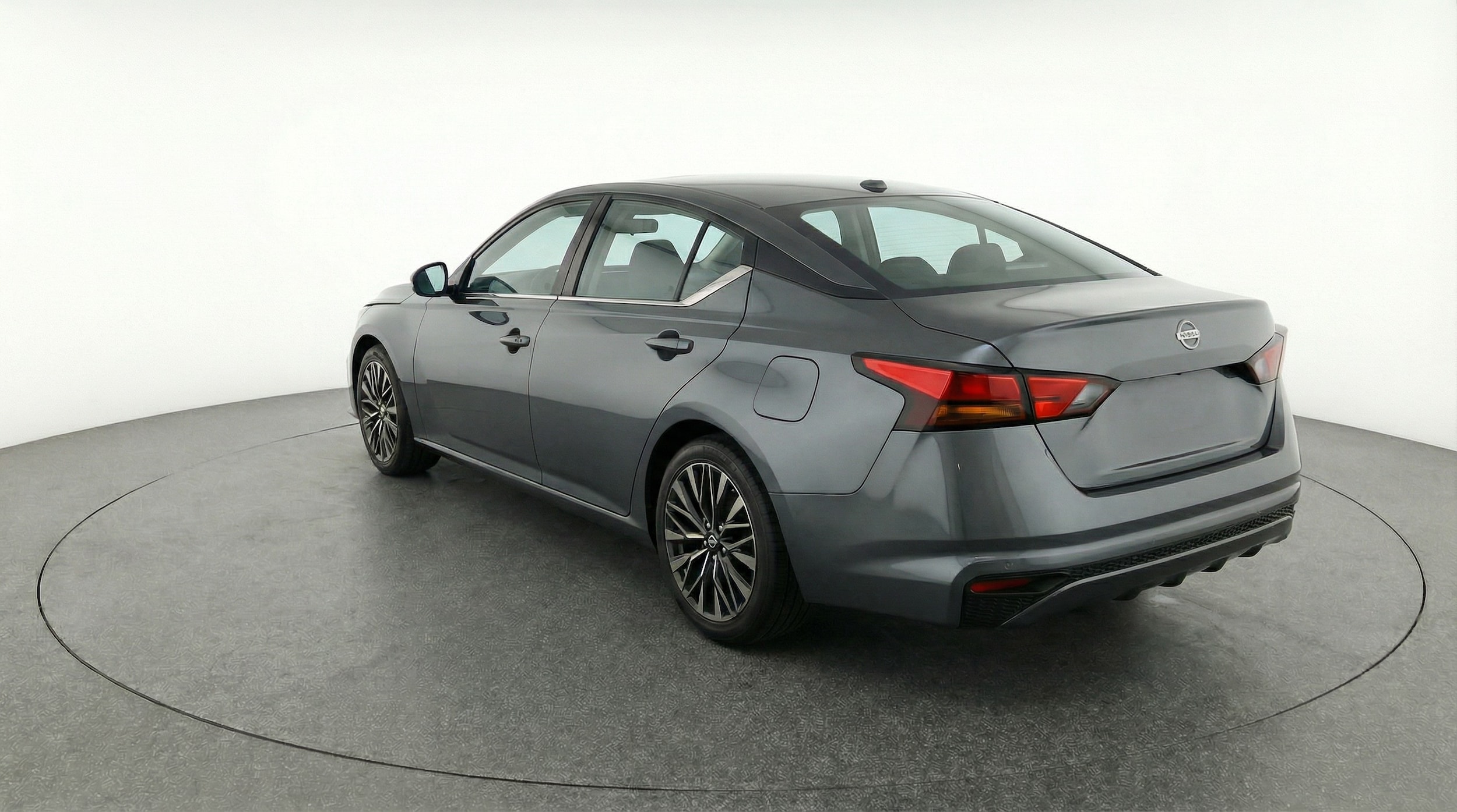 Thumbnail: 2025 Nissan Altima - 5