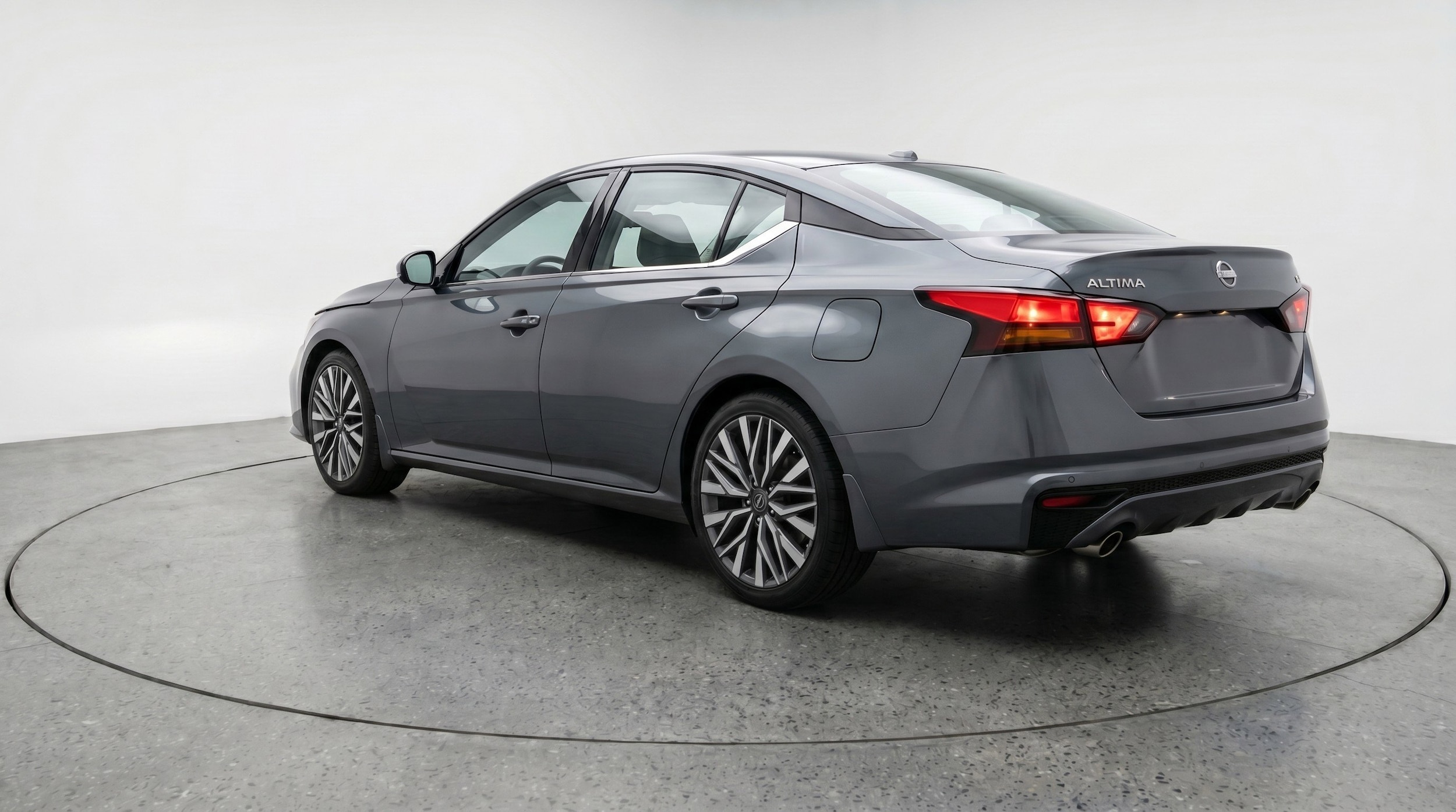 Thumbnail: 2025 Nissan Altima - 6