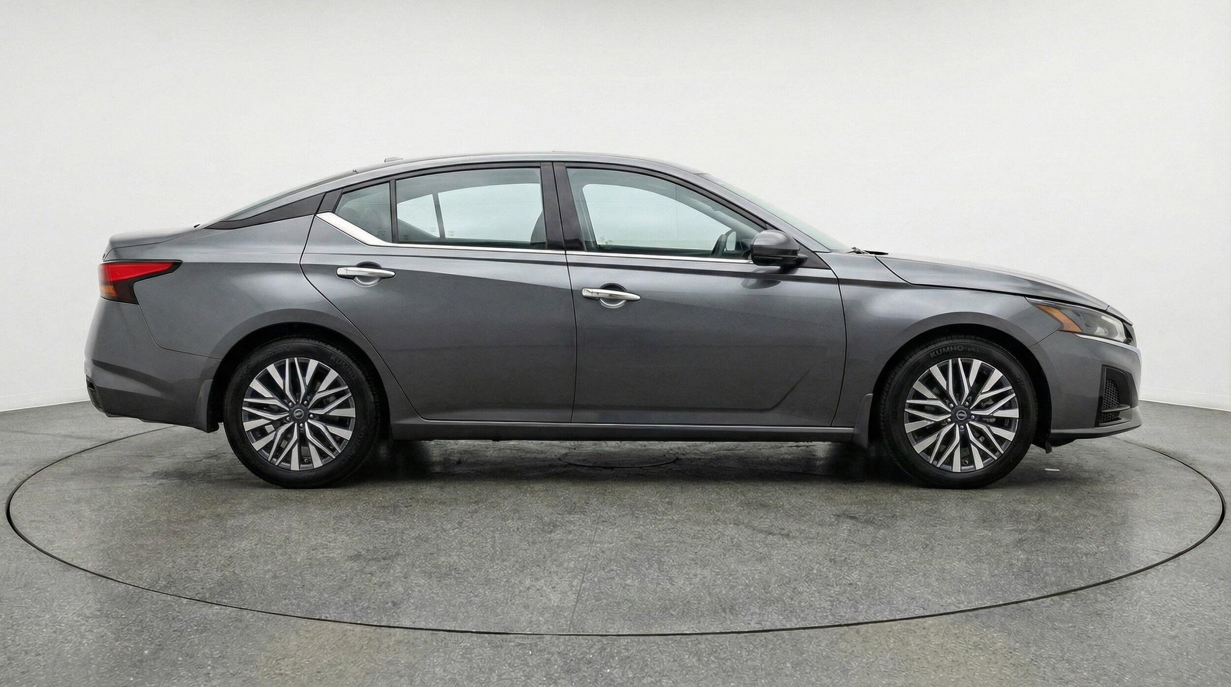 Thumbnail: 2025 Nissan Altima - 11