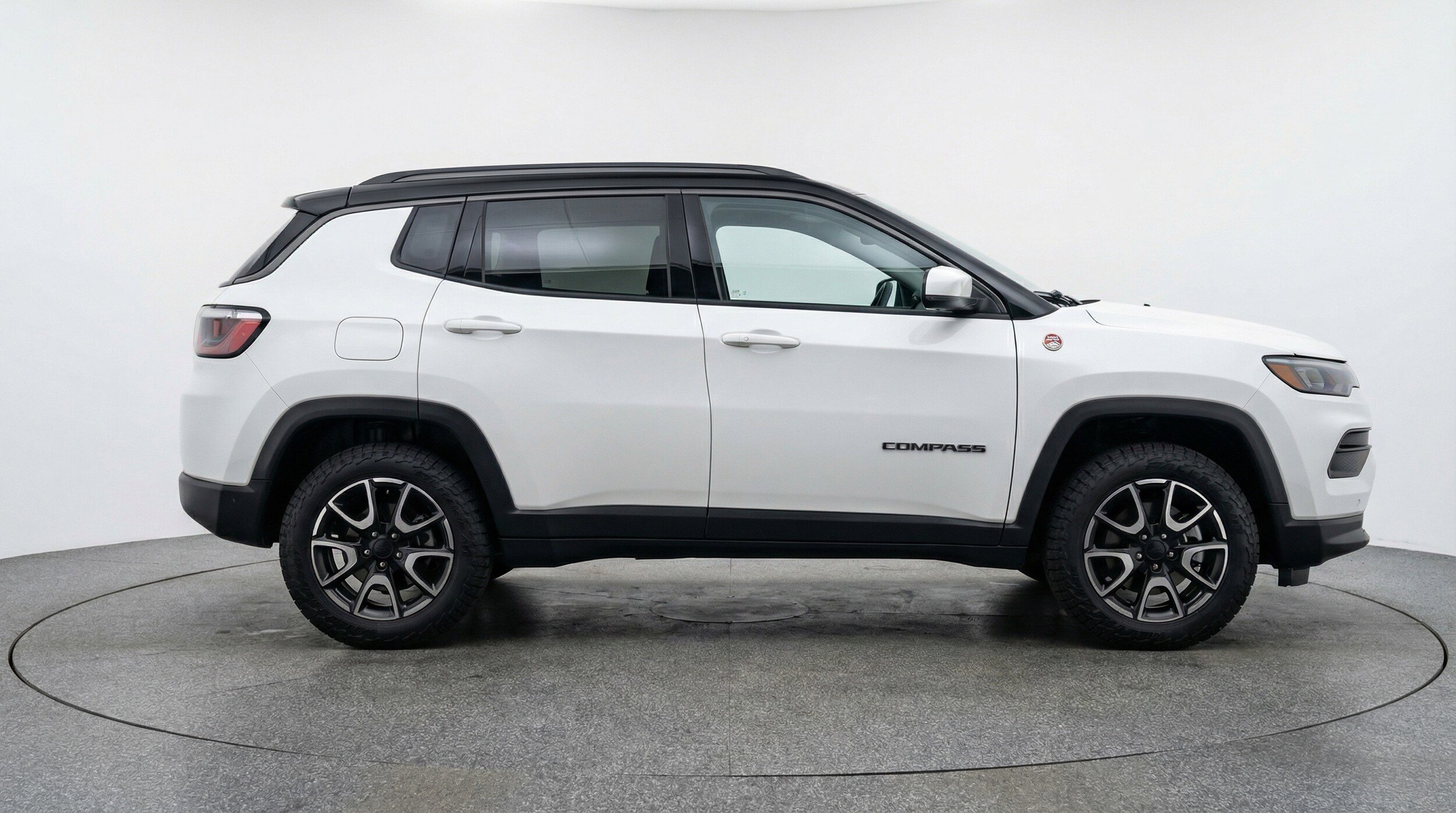 Thumbnail: 2025 Jeep Compass - 11