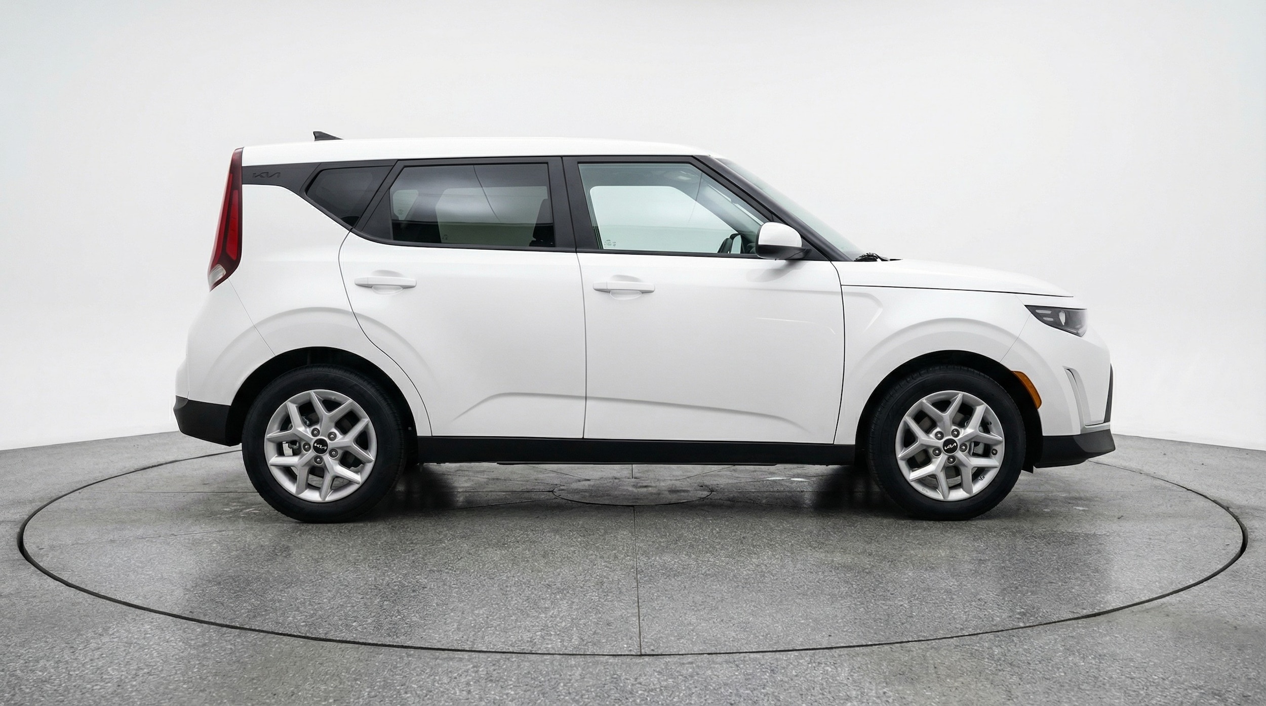 Thumbnail: 2025 Kia Soul - 8