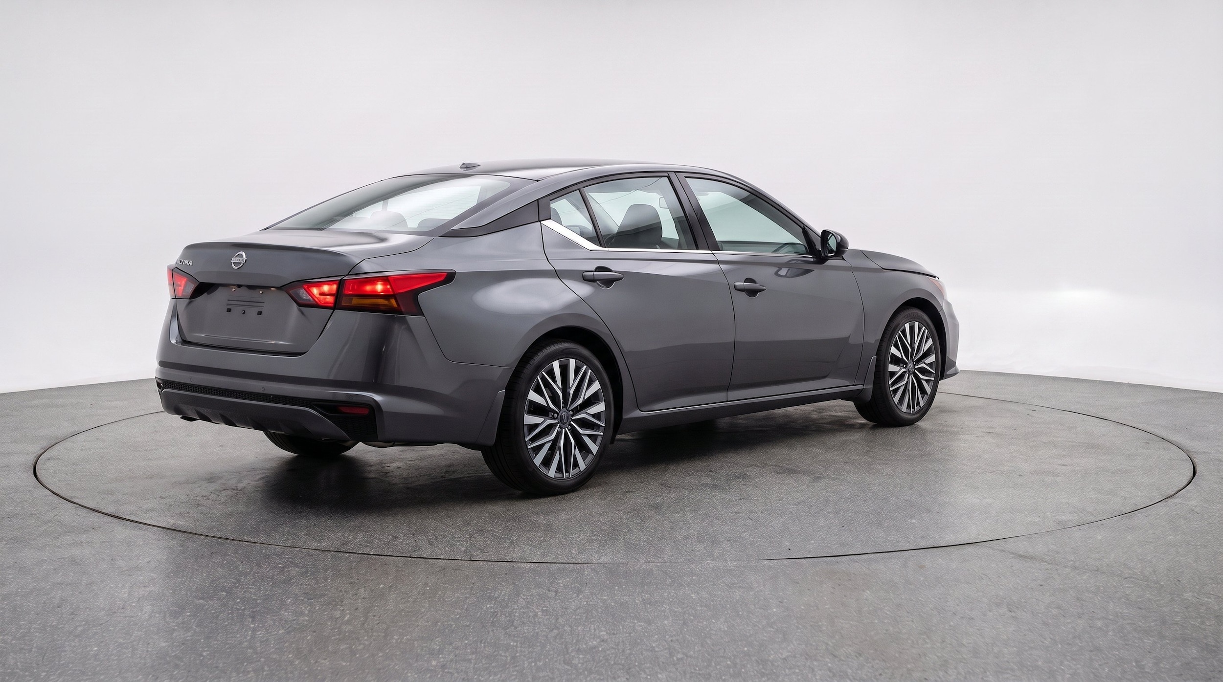 Thumbnail: 2025 Nissan Altima - 9