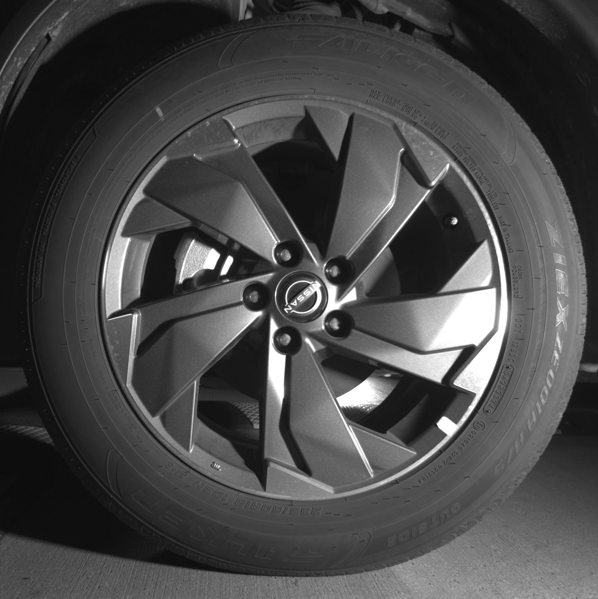 Thumbnail: 2025 Nissan Rogue - 12