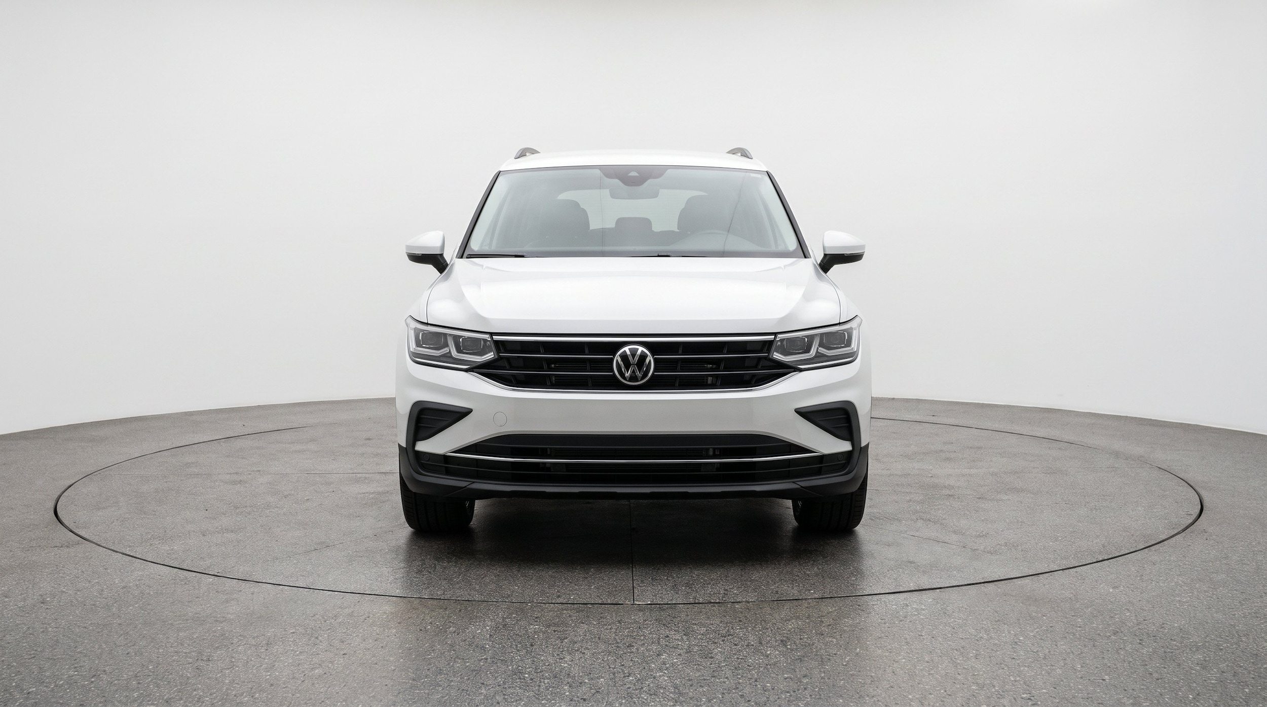 Thumbnail: 2026 Volkswagen Tiguan - 2