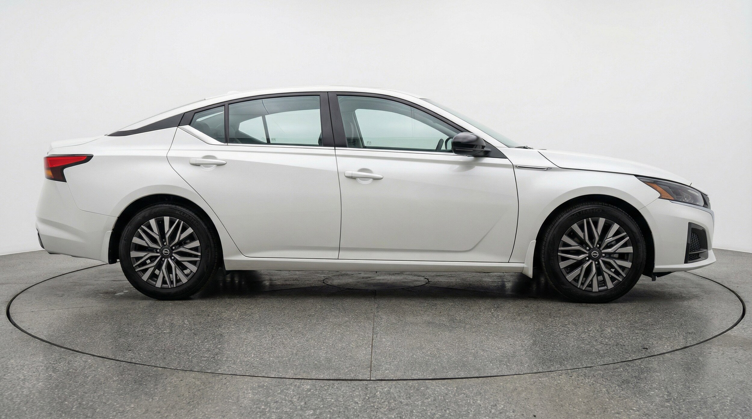 Thumbnail: 2025 Nissan Altima - 11