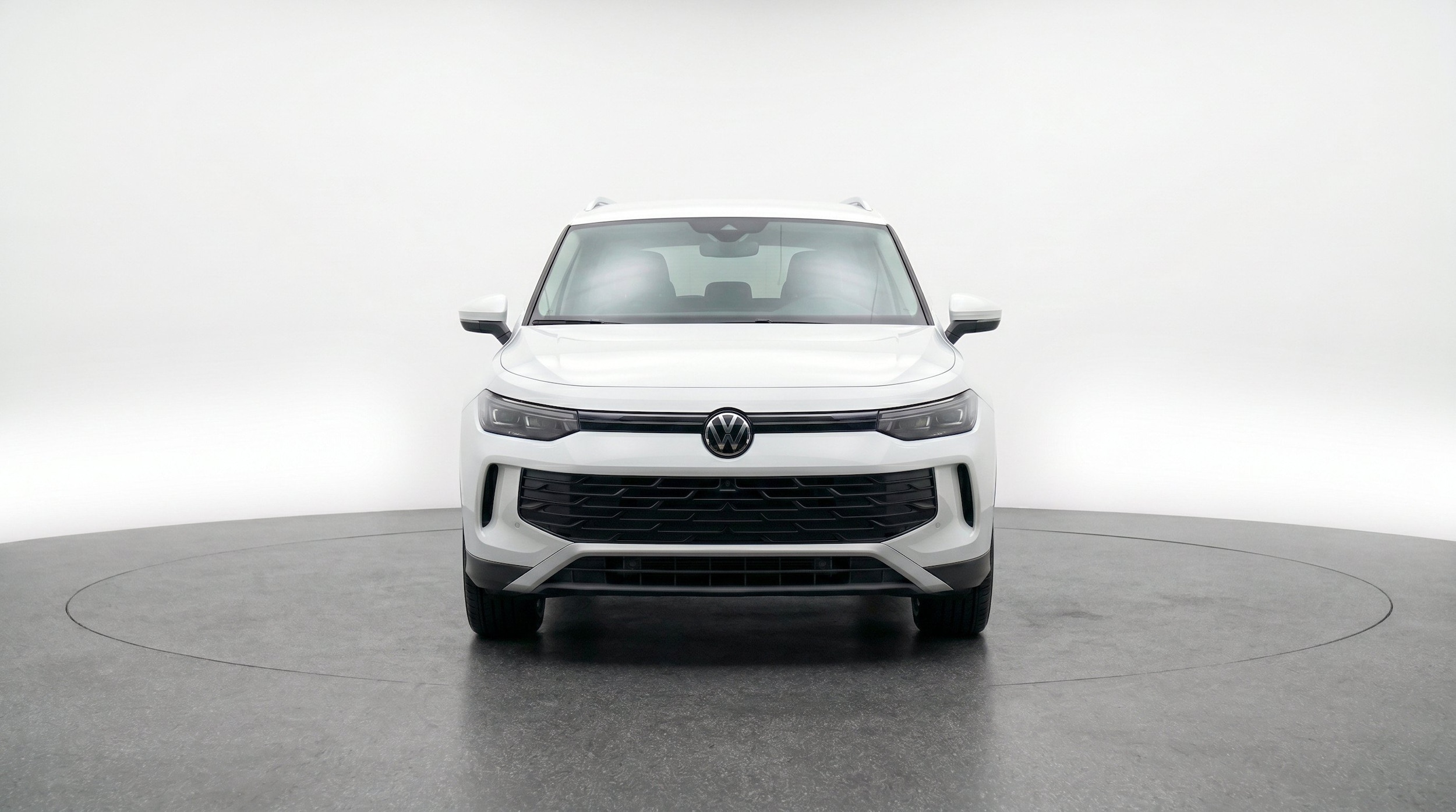 Thumbnail: 2026 Volkswagen Tiguan - 2