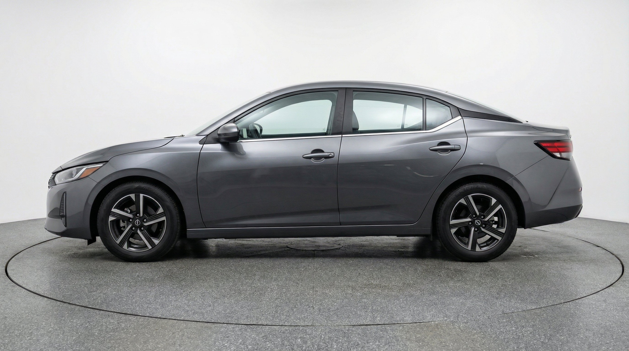 Thumbnail: 2025 Nissan Sentra - 5