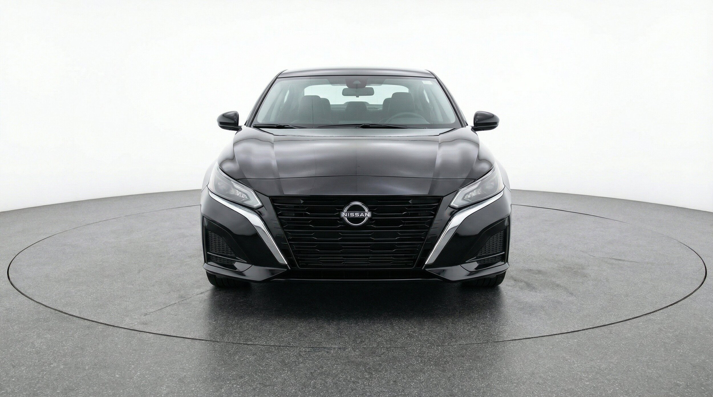 Thumbnail: 2025 Nissan Altima - 2
