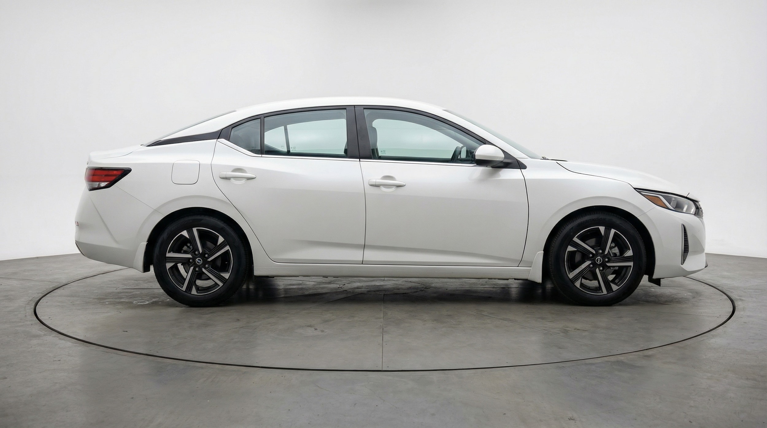 Thumbnail: 2025 Nissan Sentra - 8