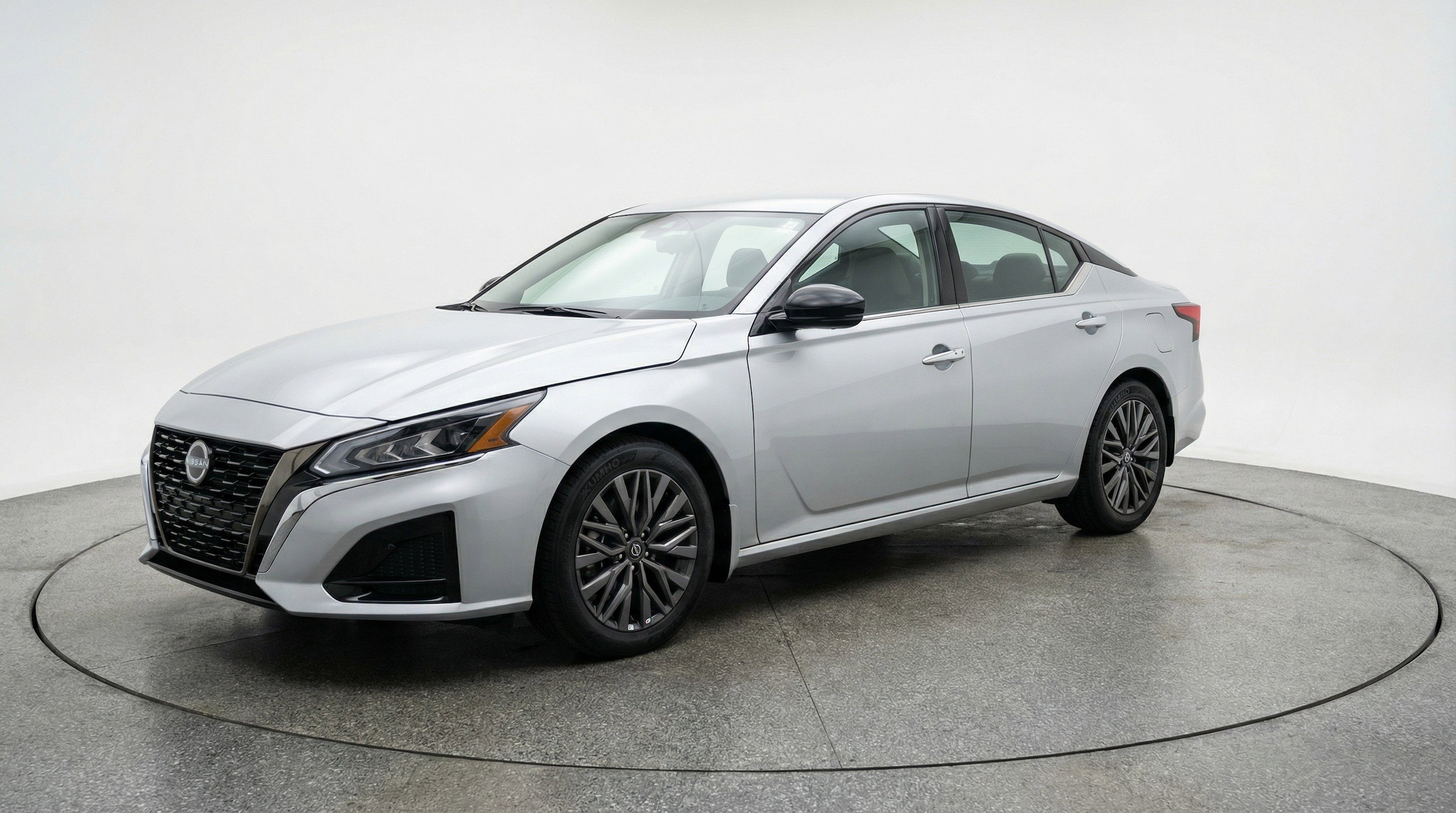 Thumbnail: 2025 Nissan Altima - 3