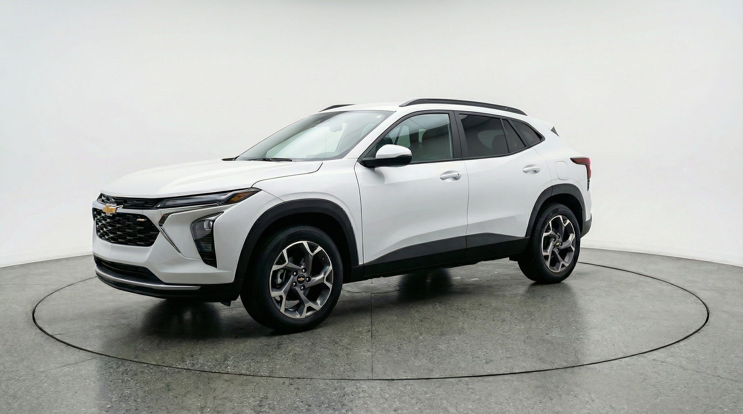 Thumbnail: 2025 Chevrolet Trax - 3