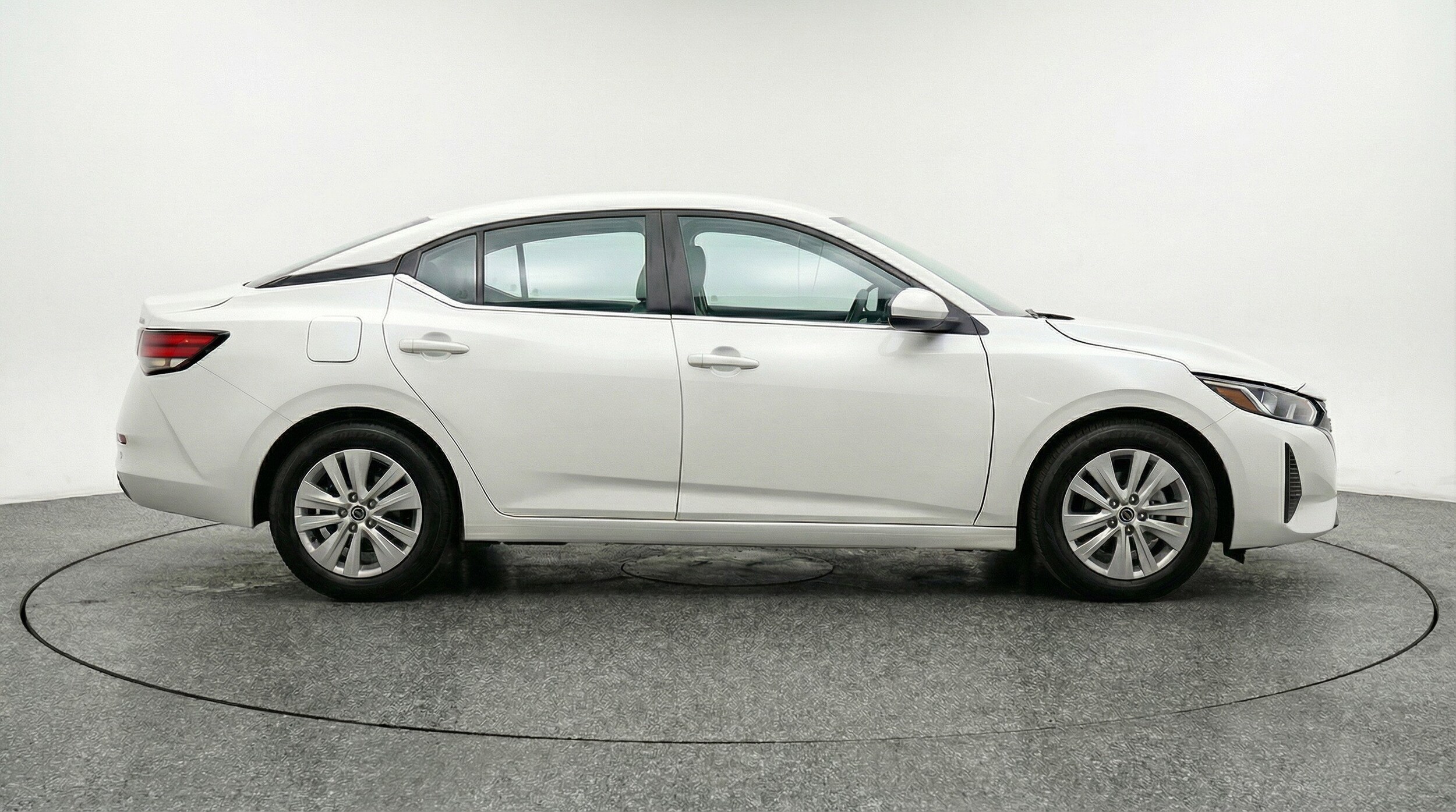 Thumbnail: 2025 Nissan Sentra - 11