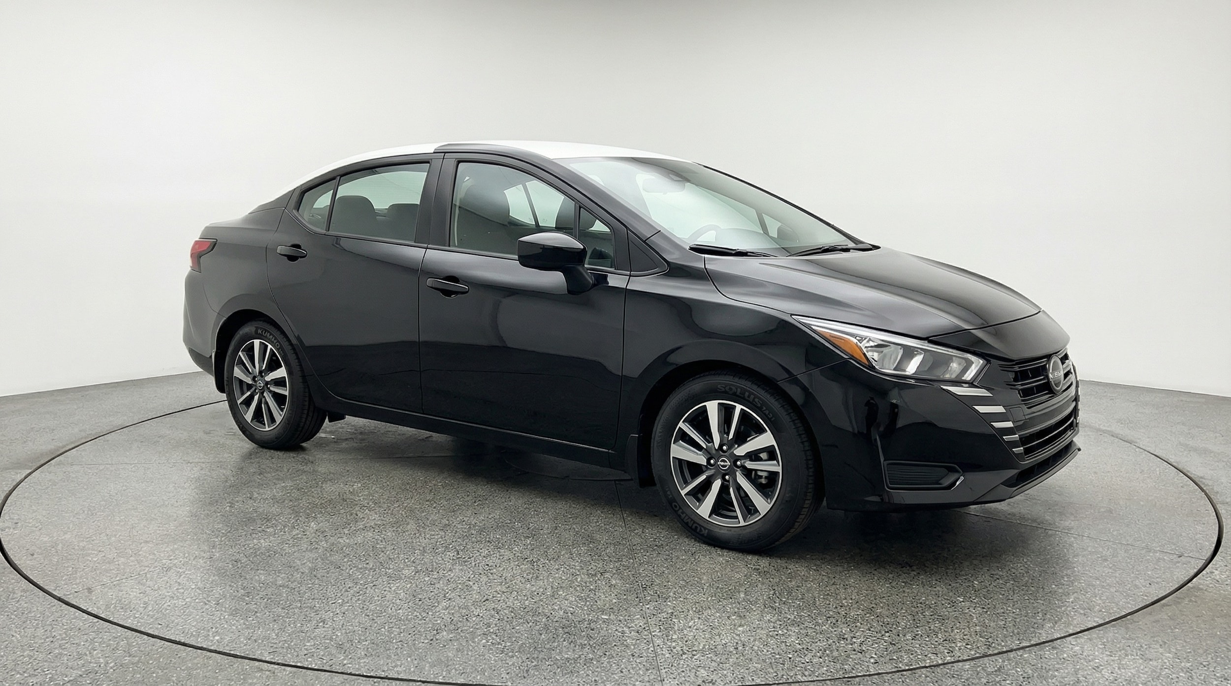 2025 Nissan Versa Sedan SV