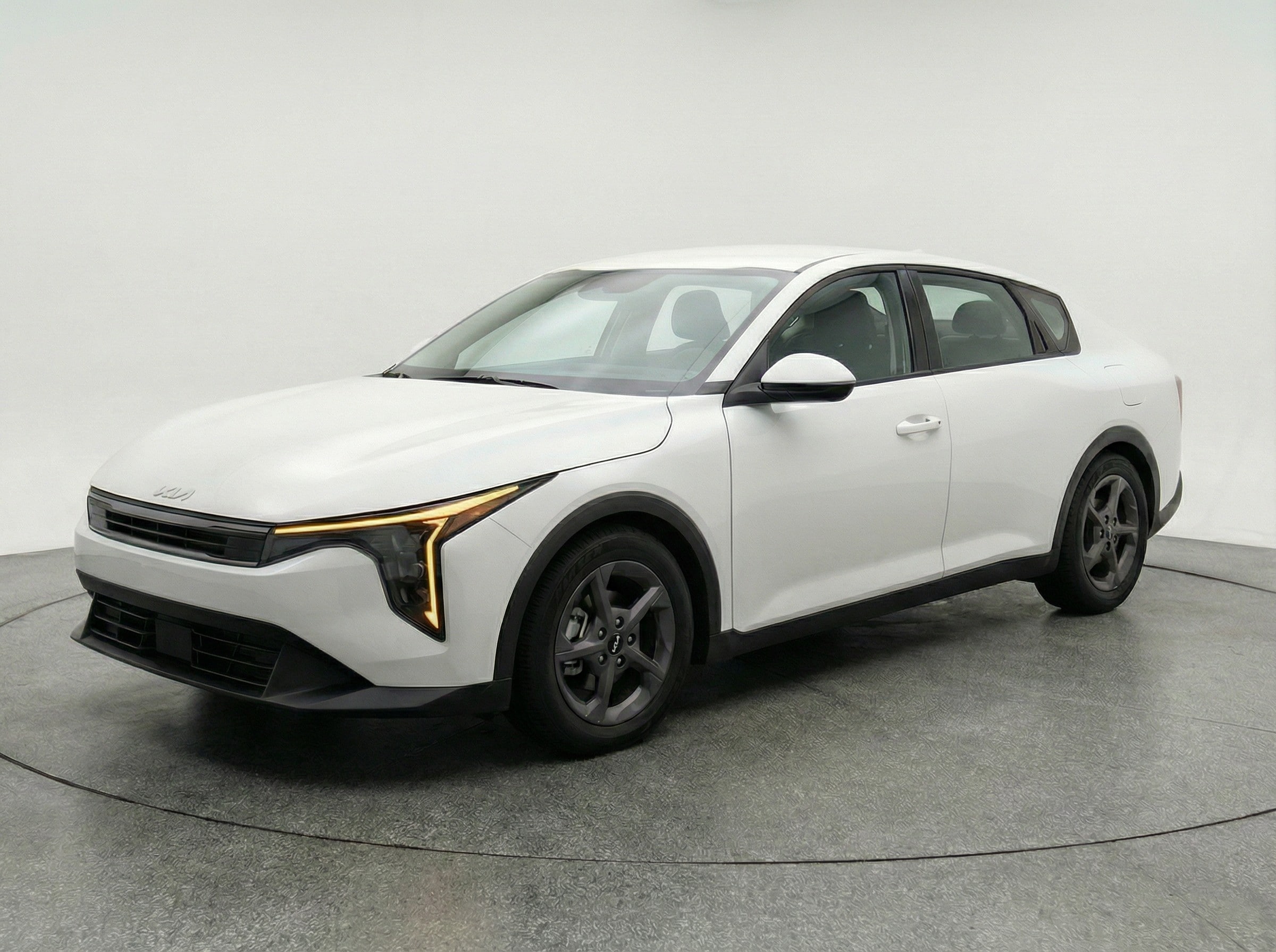 Thumbnail: 2025 Kia K4 - 3