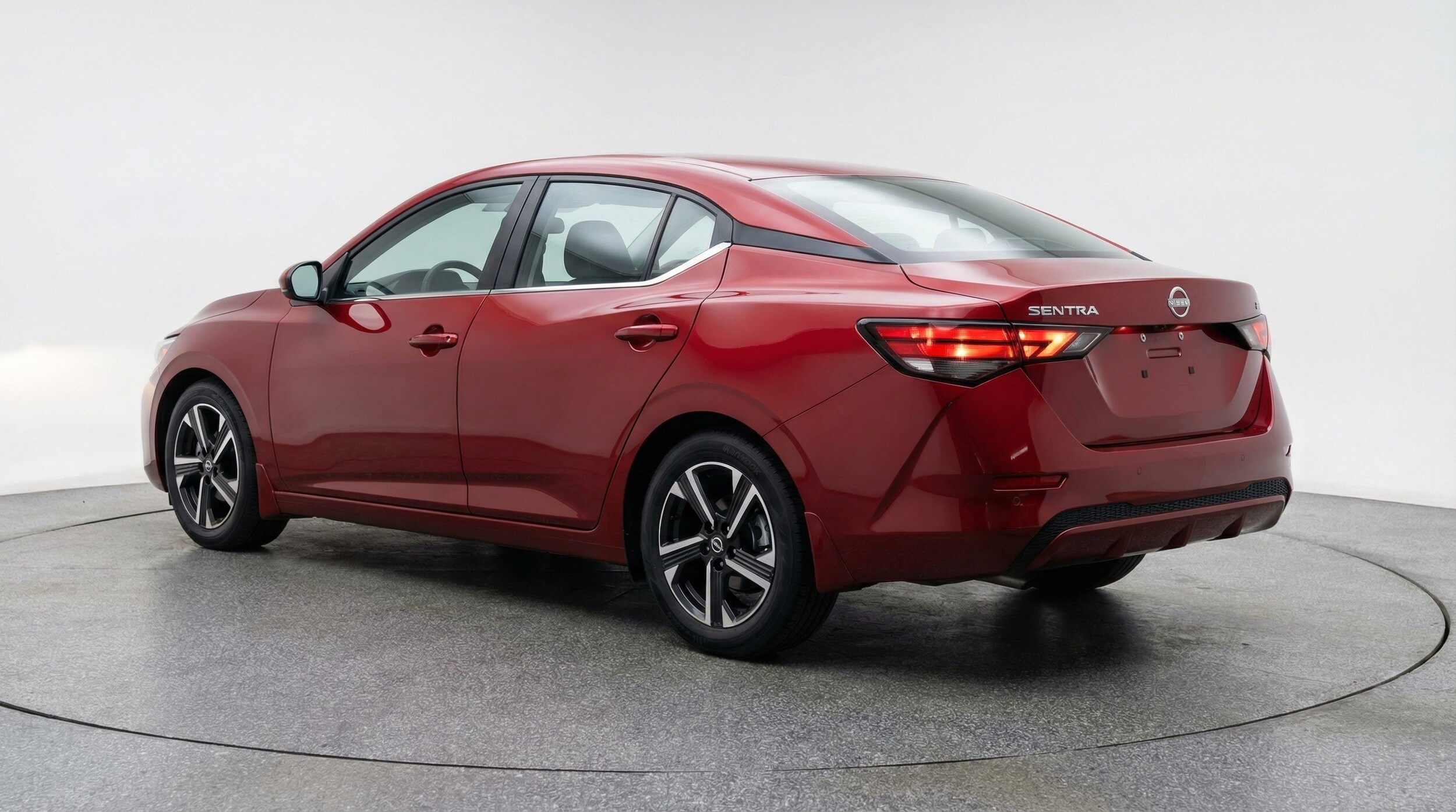 Thumbnail: 2025 Nissan Sentra - 5