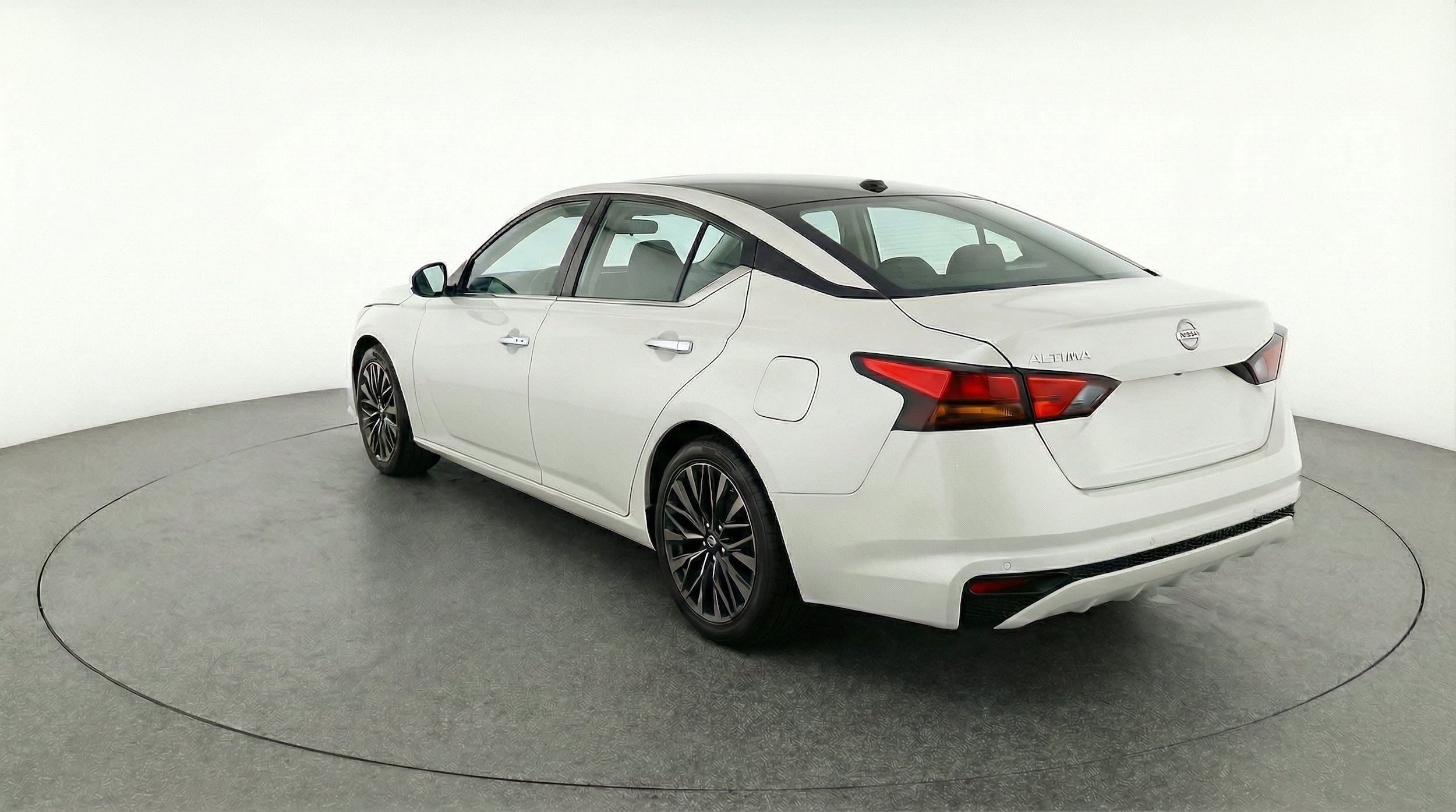 Thumbnail: 2025 Nissan Altima - 6