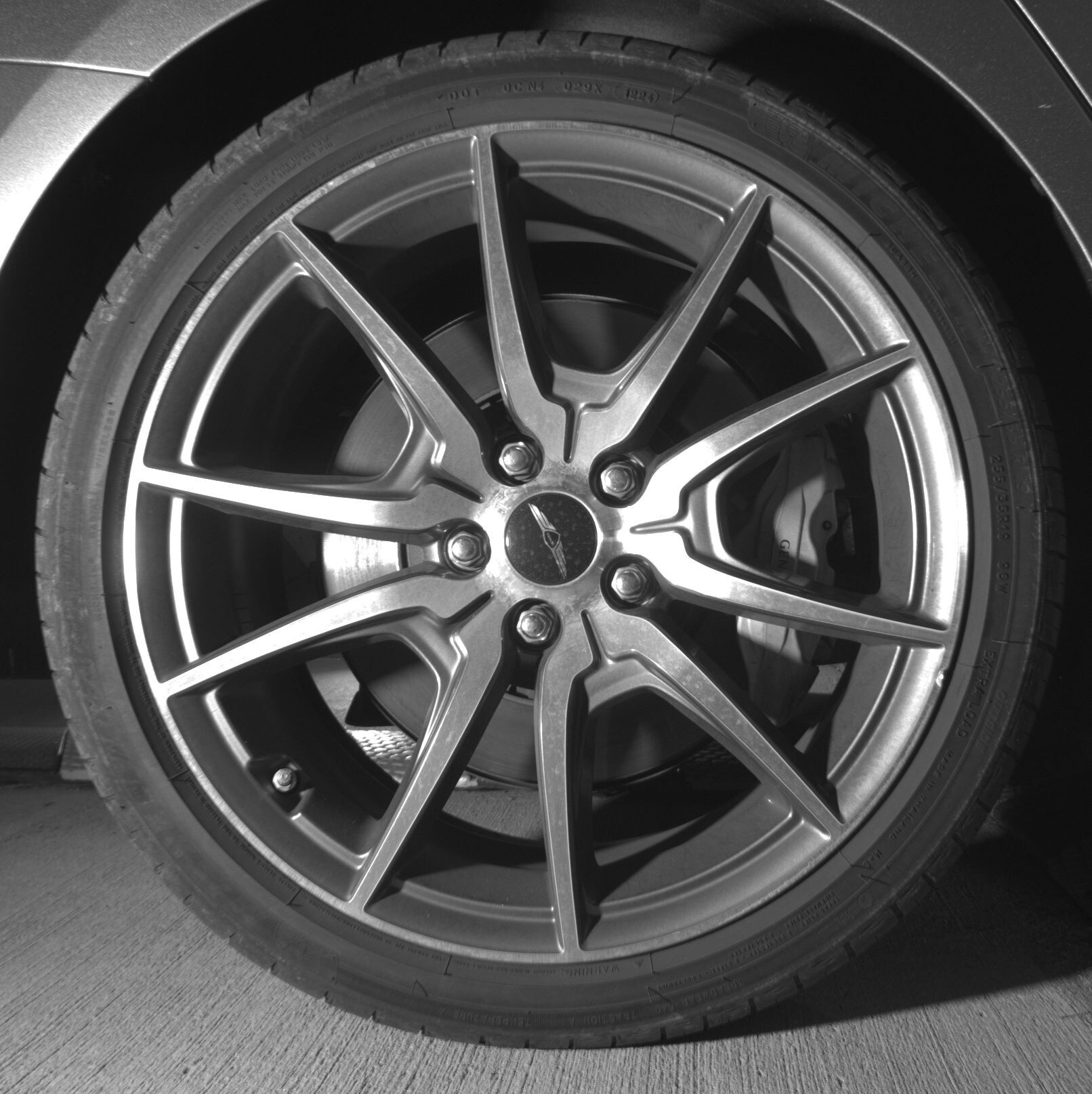 Thumbnail: 2025 Genesis G70 - 12