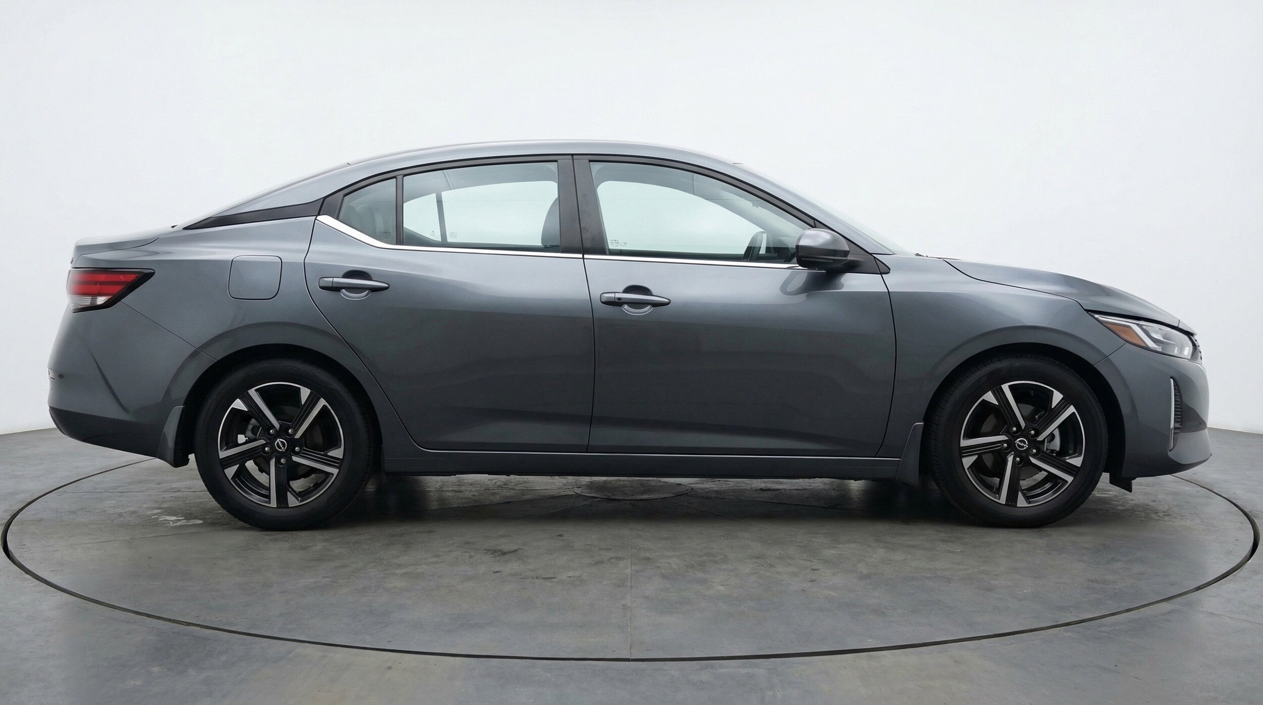 Thumbnail: 2025 Nissan Sentra - 11