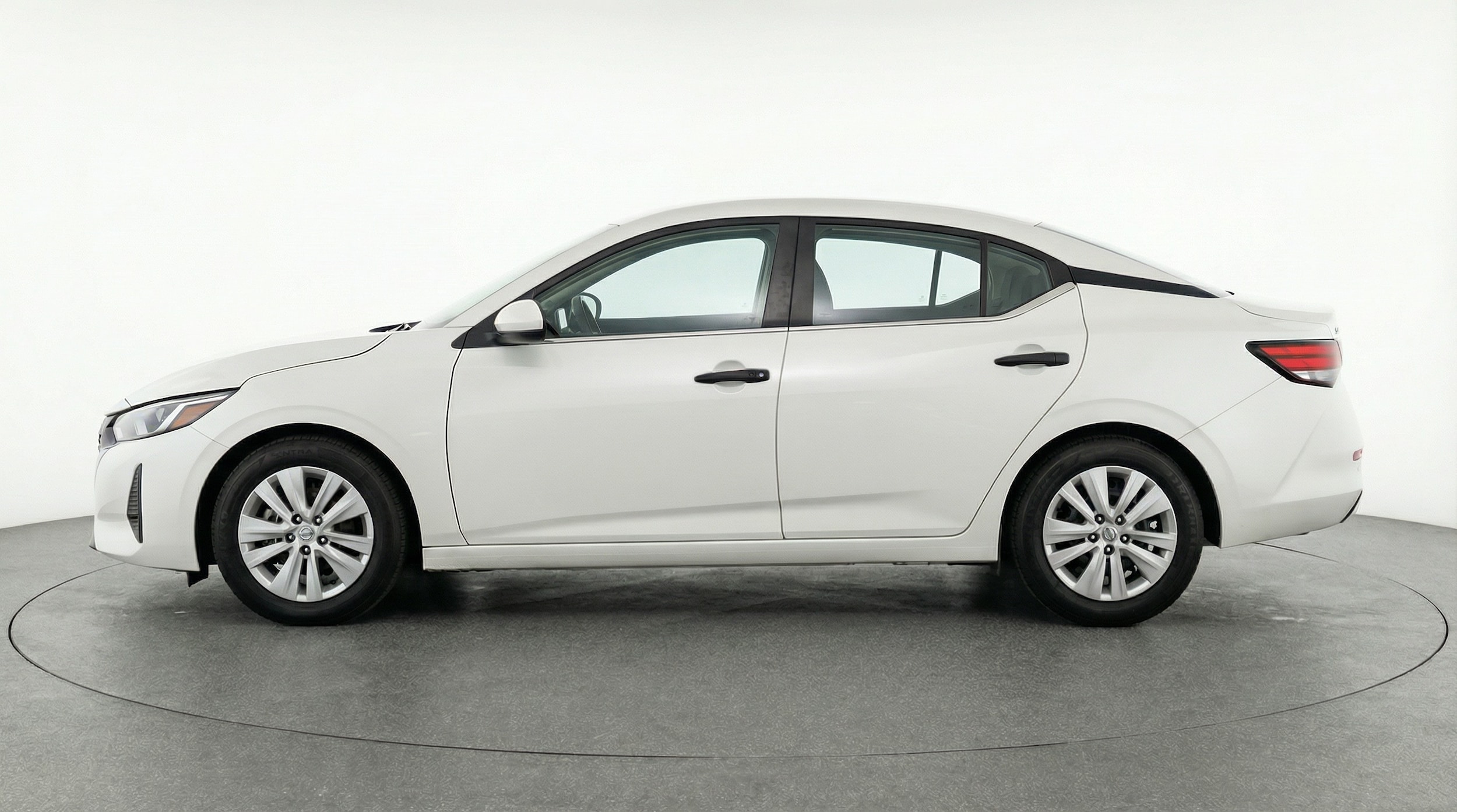 Thumbnail: 2025 Nissan Sentra - 4