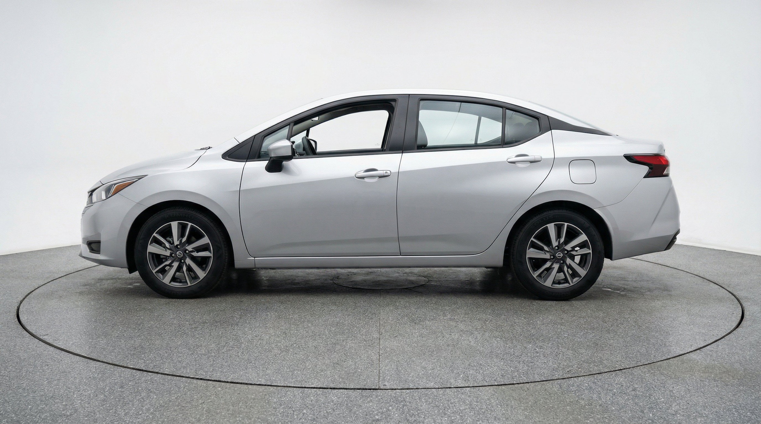 Thumbnail: 2025 Nissan Versa - 5