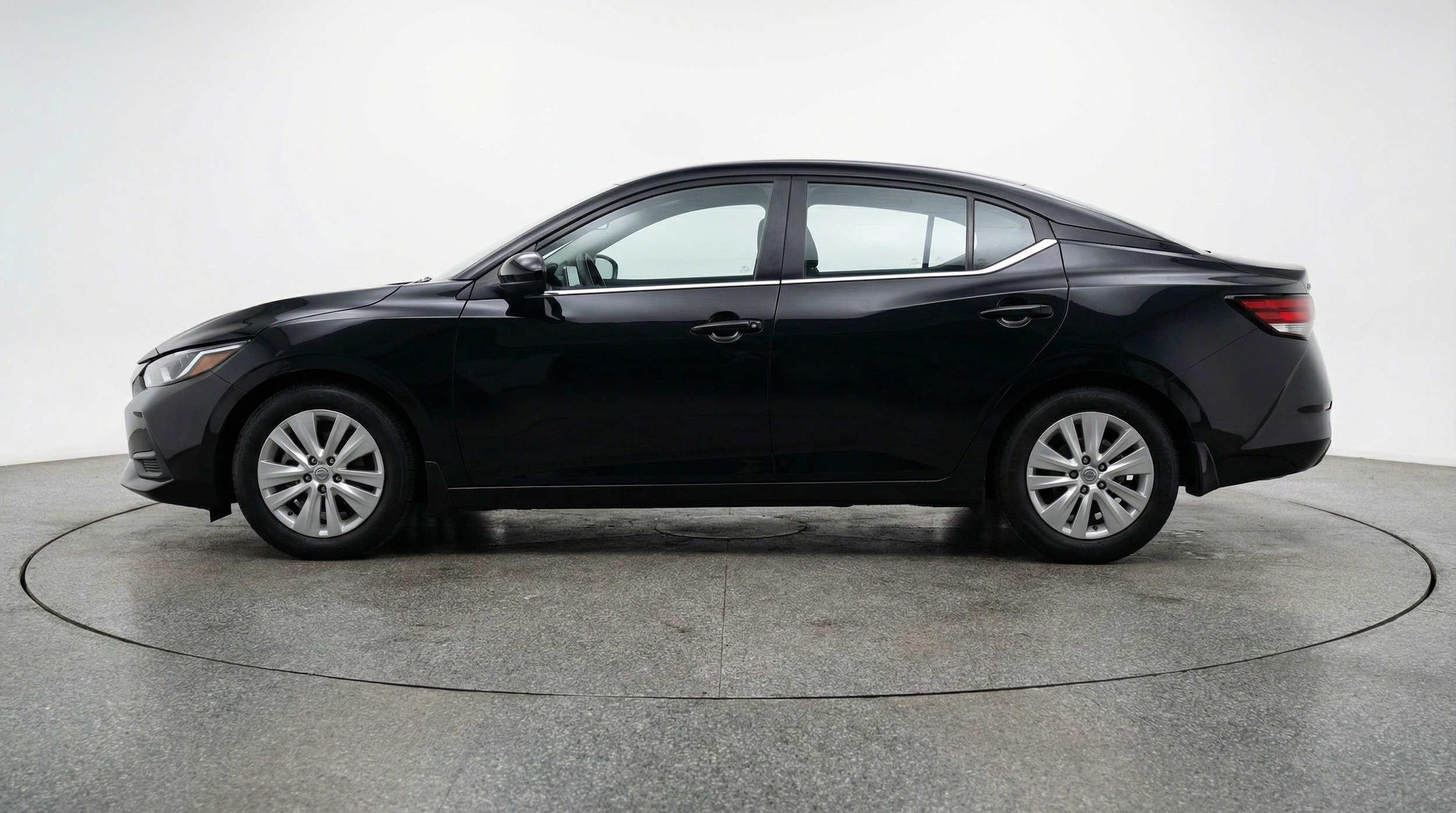 Thumbnail: 2025 Nissan Sentra - 4