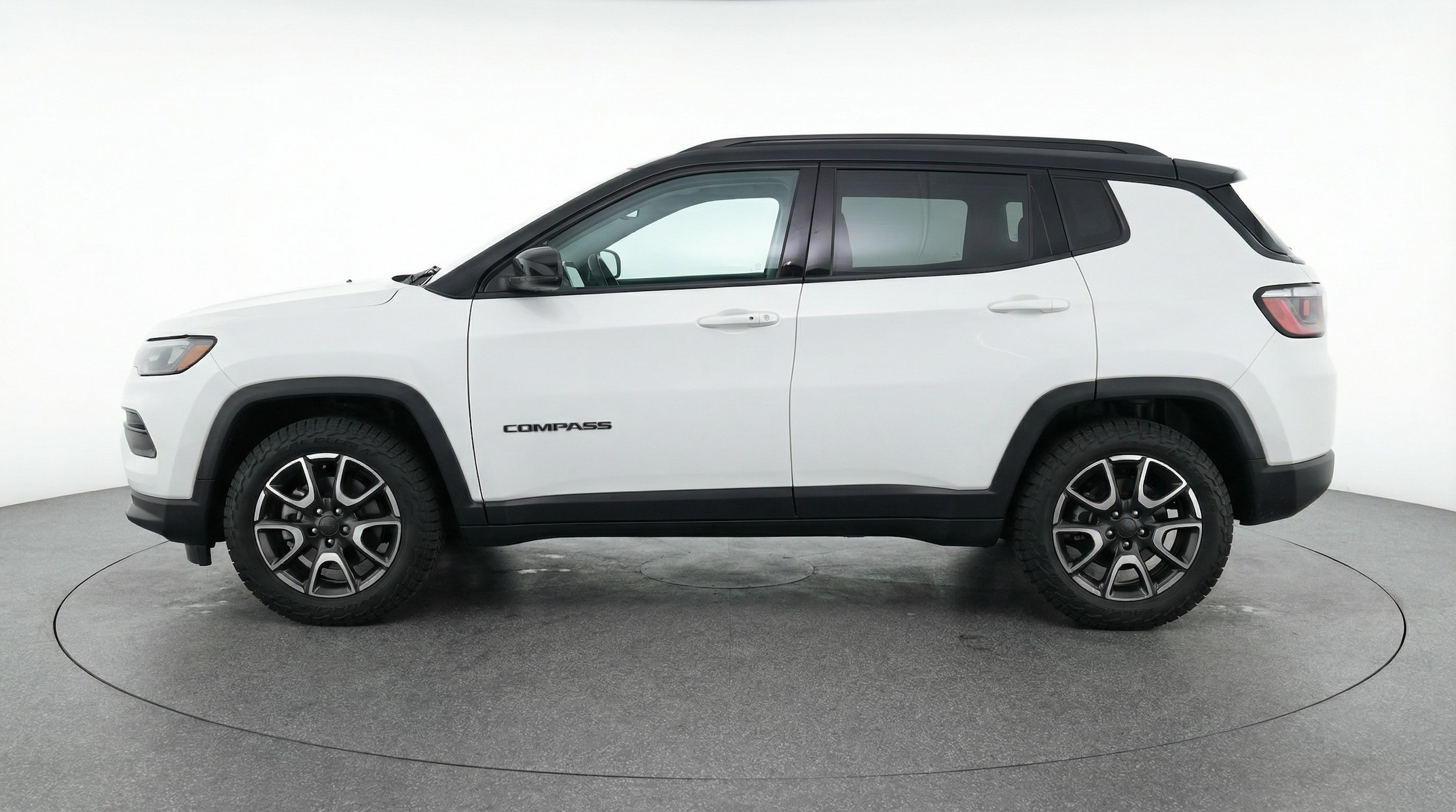 Thumbnail: 2025 Jeep Compass - 4